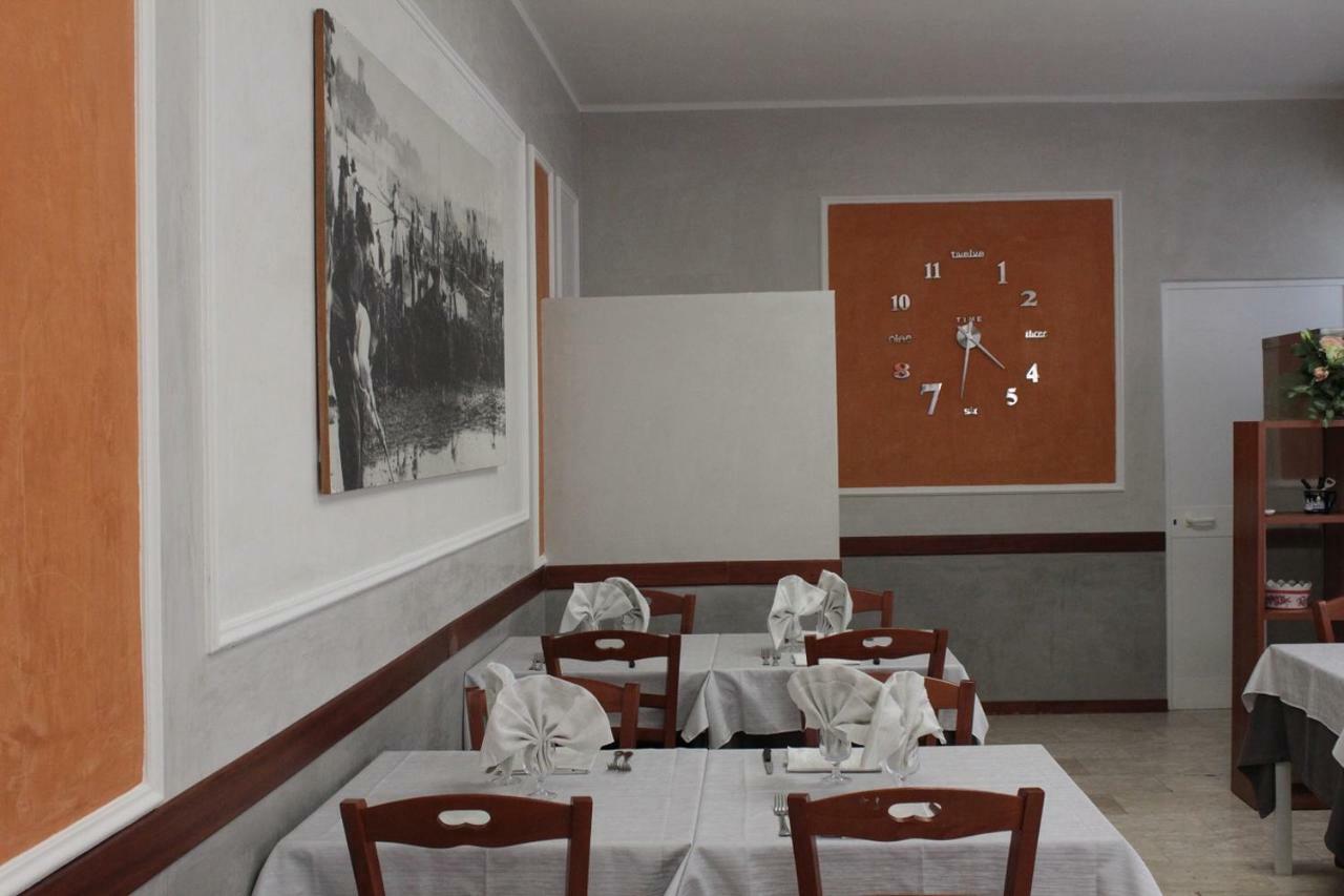 Hotel Derna Viareggio Exterior foto